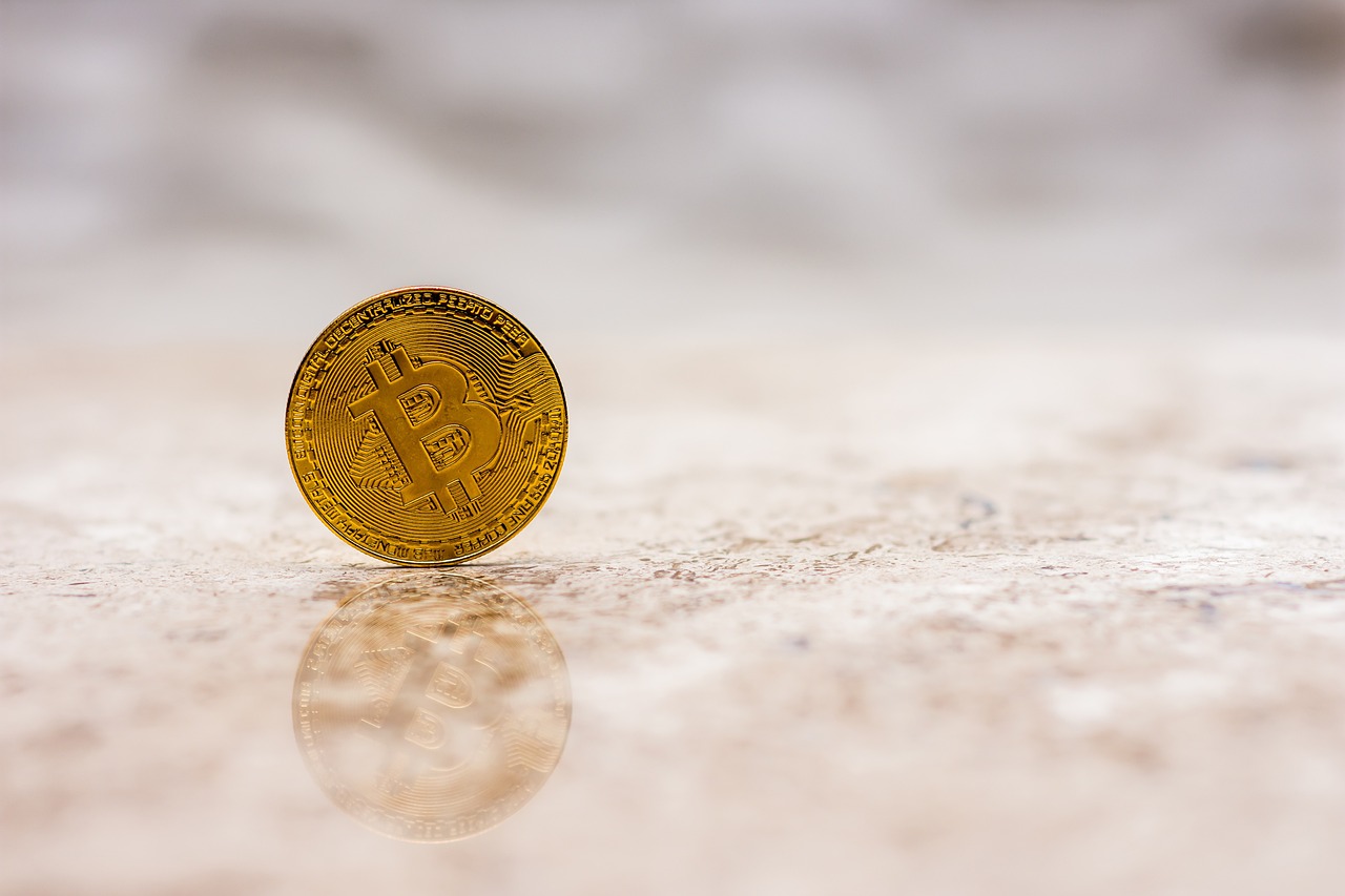 十月馨和黄金素哪个好 十月馨和黄金素的区别