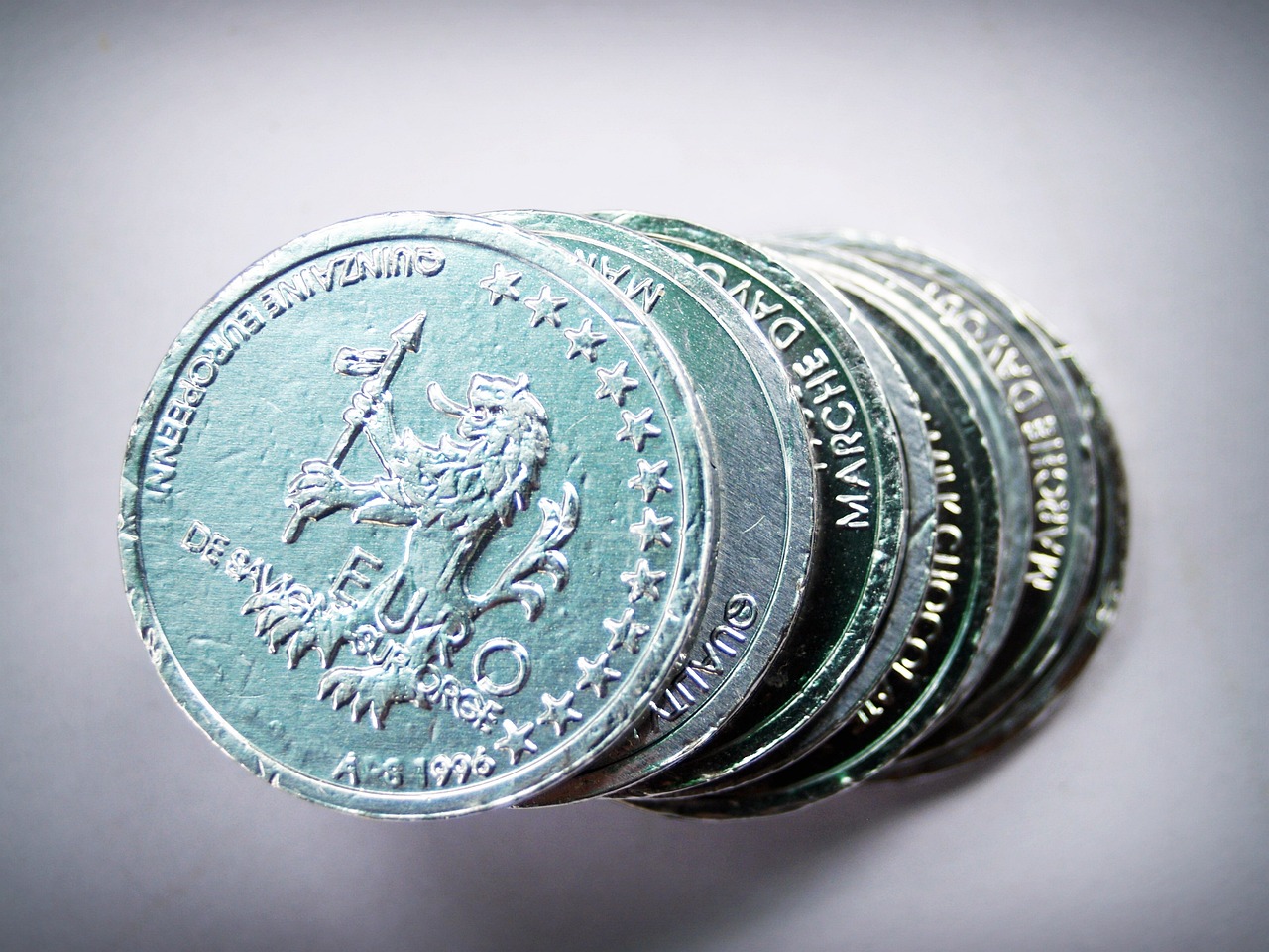 东方财富黄金眼，投资黄金的实用指南