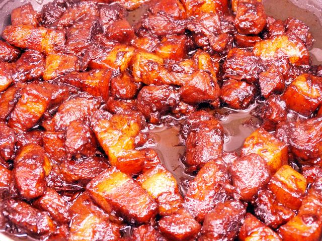 红糖红烧肉的做法 红糖红烧肉的做法 最正宗的做法