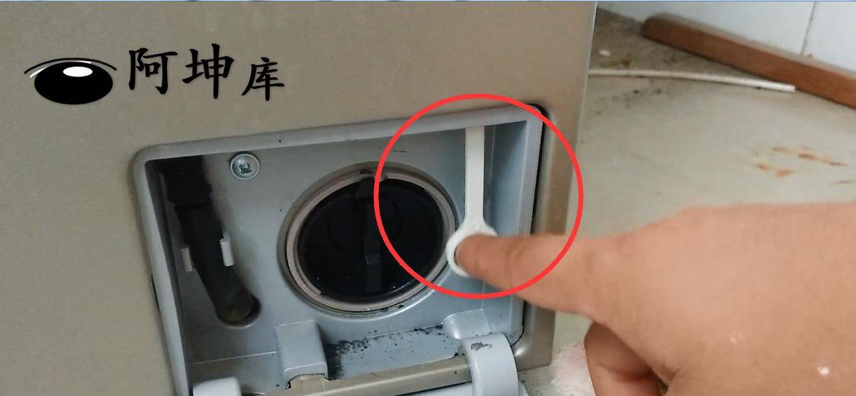 洗衣机清洗后怎么打开 洗衣机清洗过程中怎么打开
