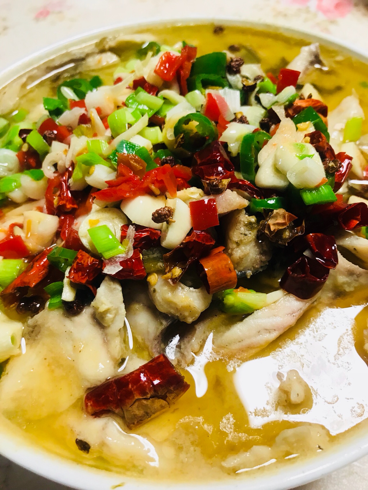 正宗株洲酸菜鱼的做法 株洲鱼汤泡饭店在什么地方