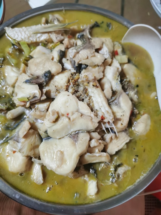 酸菜鱼的正宗做法美食教程 酸菜鱼的正宗做法美食教程视频